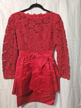 Liancarlo Red Bow-Accent Formal Dress Sz 4